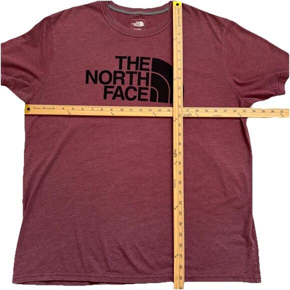 The North Face T-Shirts Mens XL Lot of 2 Gray & Red Short Sleeves Logo Casual - Picture 6 of 9